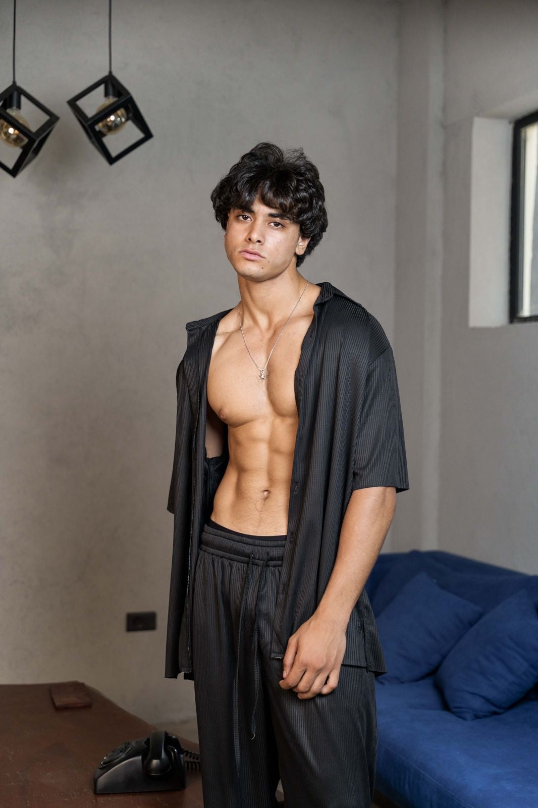BLACK STRIPPED SHIRT