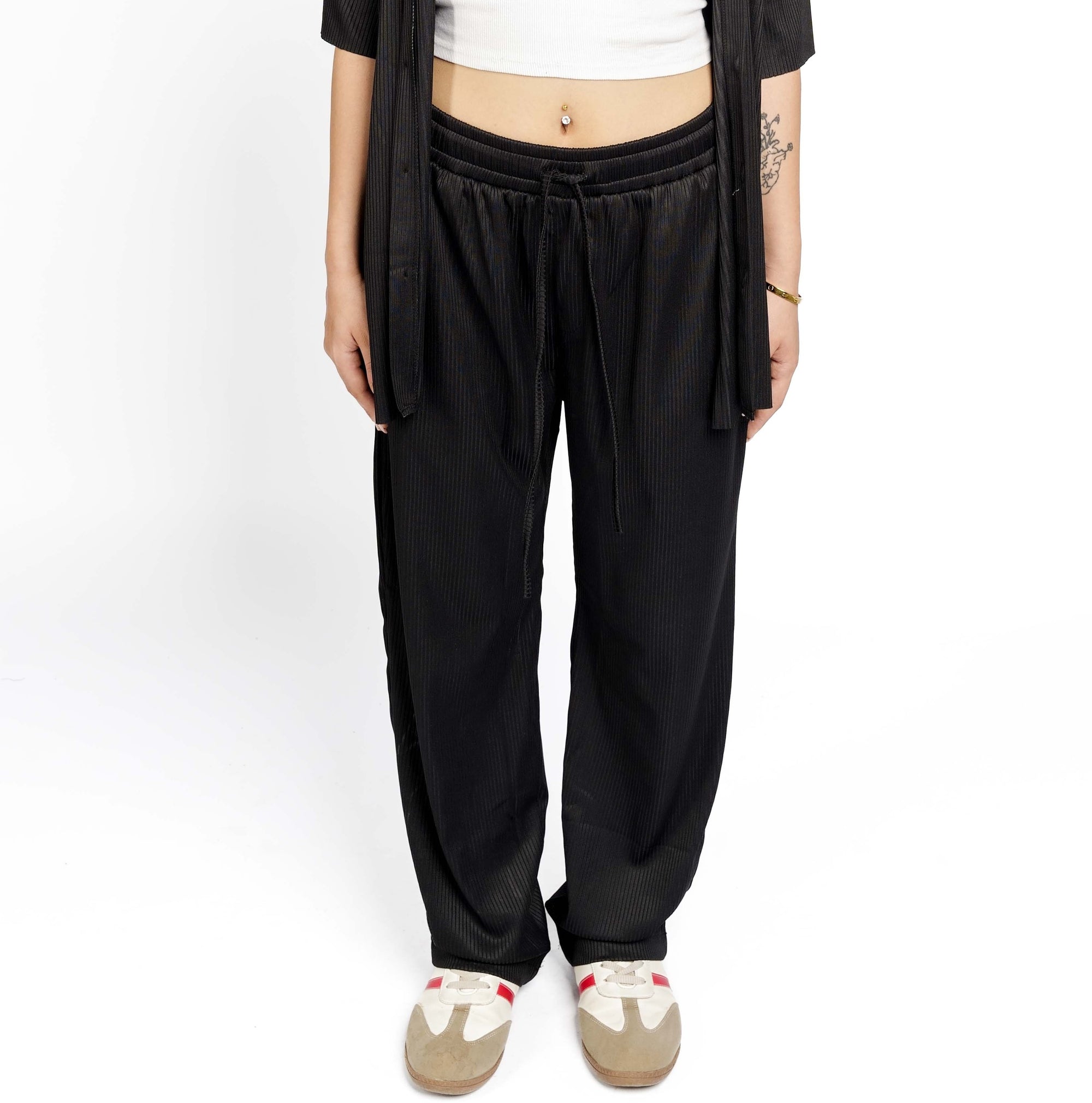 BLACK STRIPPED PANTS
