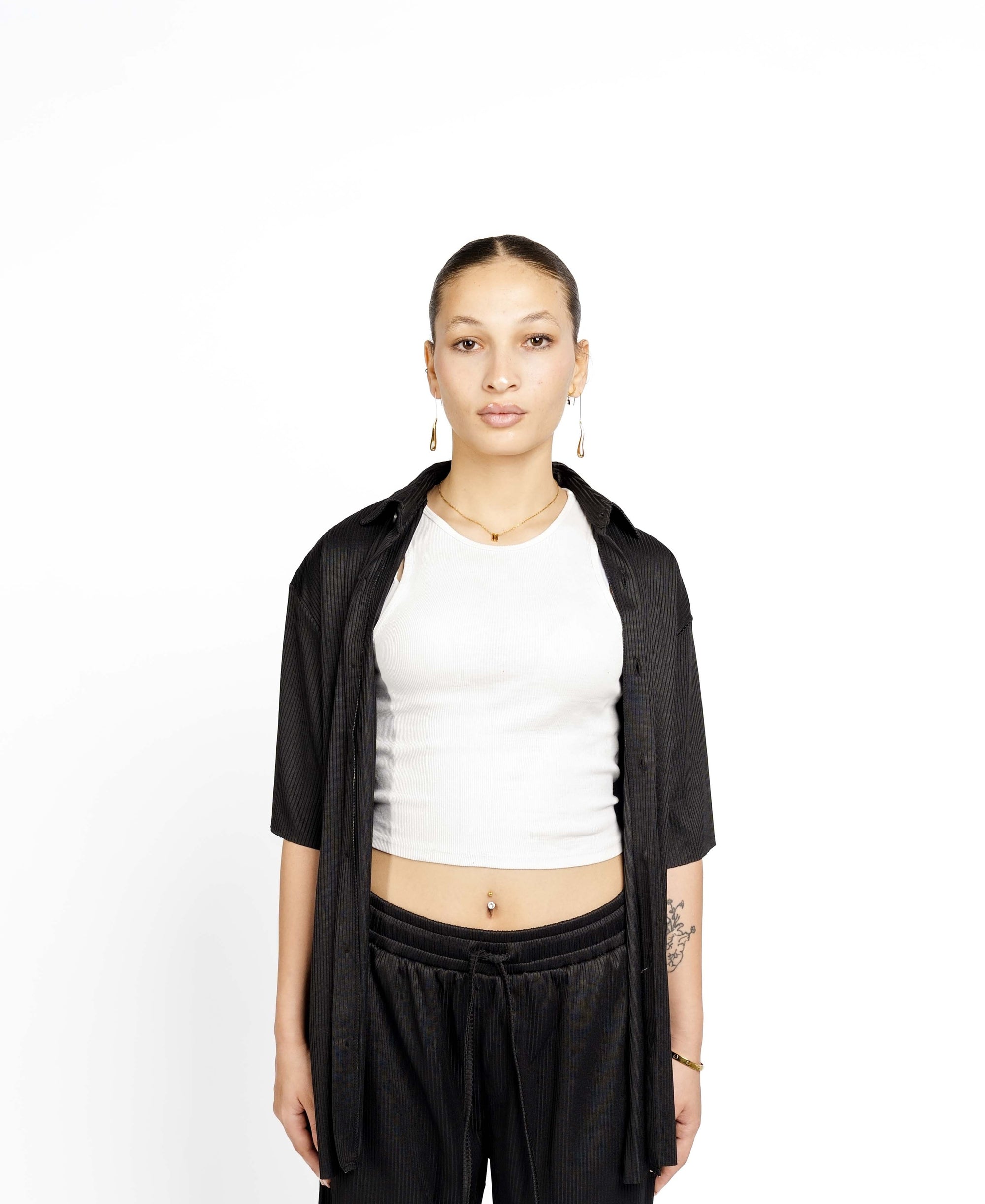 BLACK STRIPPED SHIRT