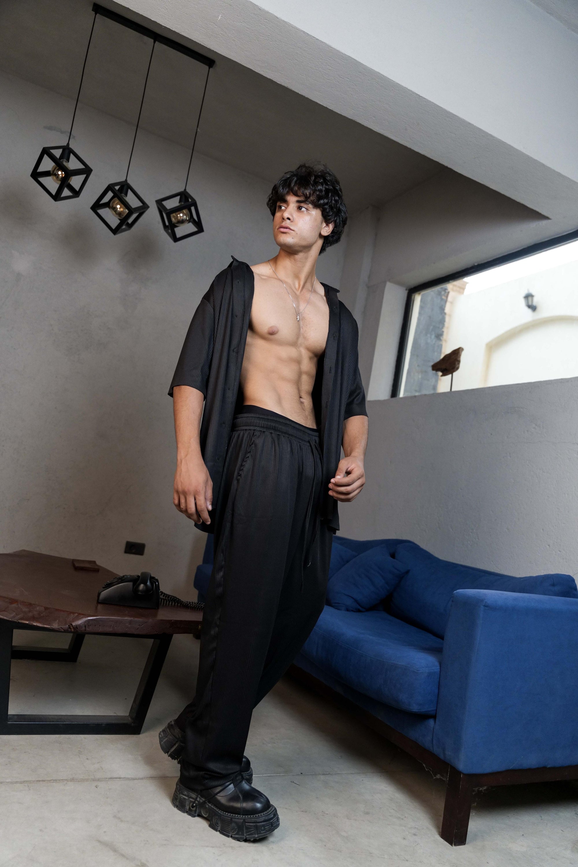 BLACK STRIPPED PANTS