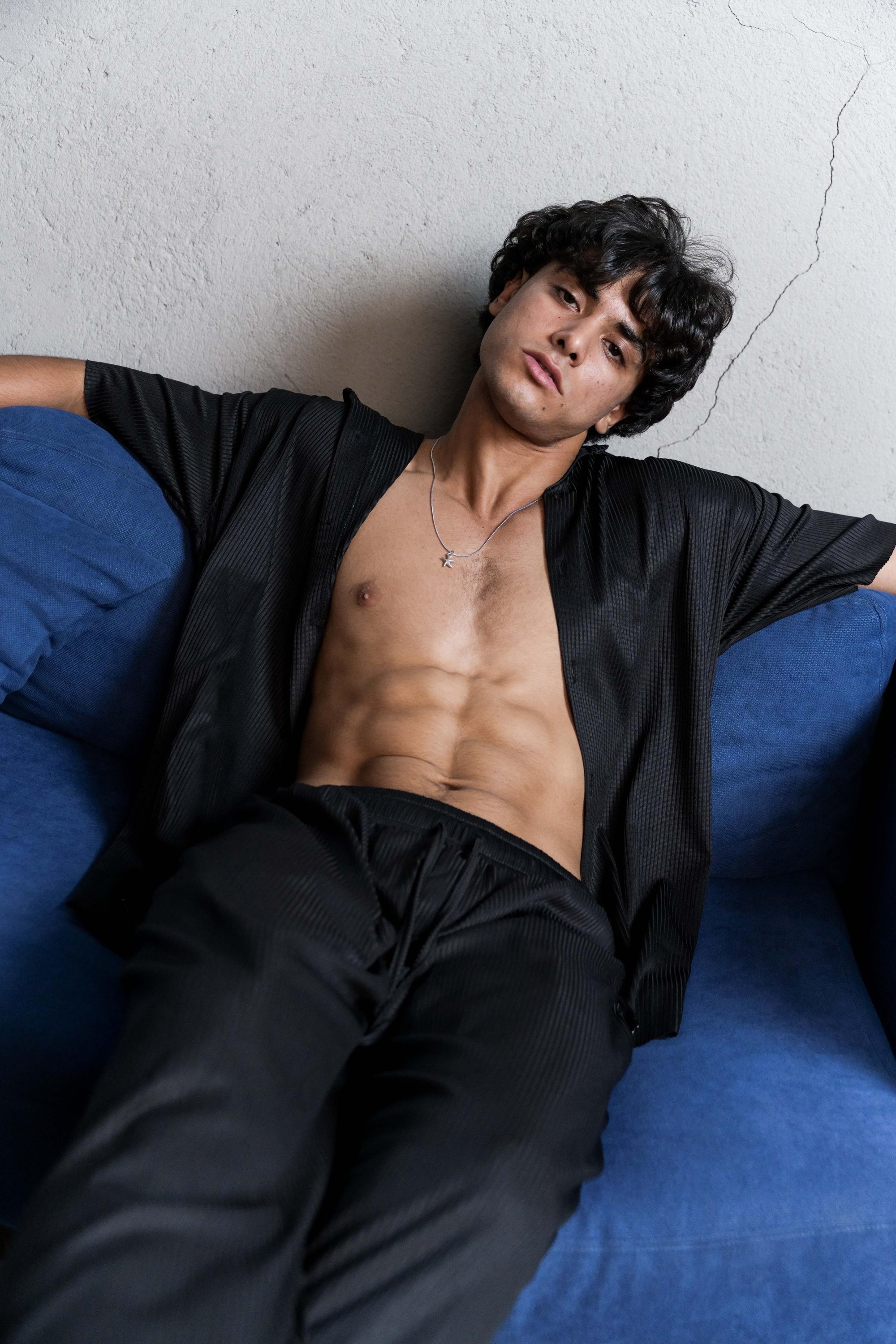 BLACK STRIPPED SHIRT