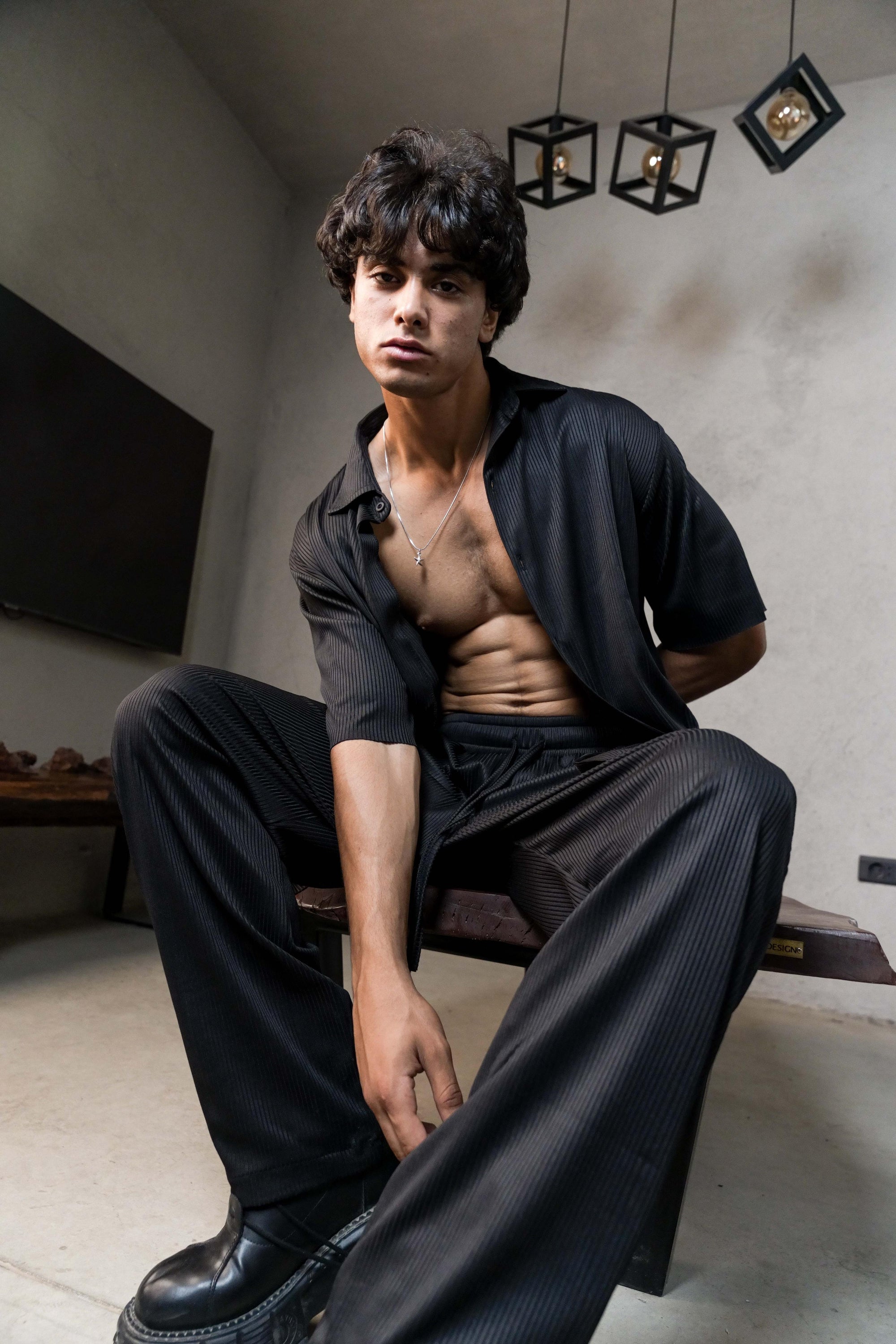 BLACK STRIPPED SET