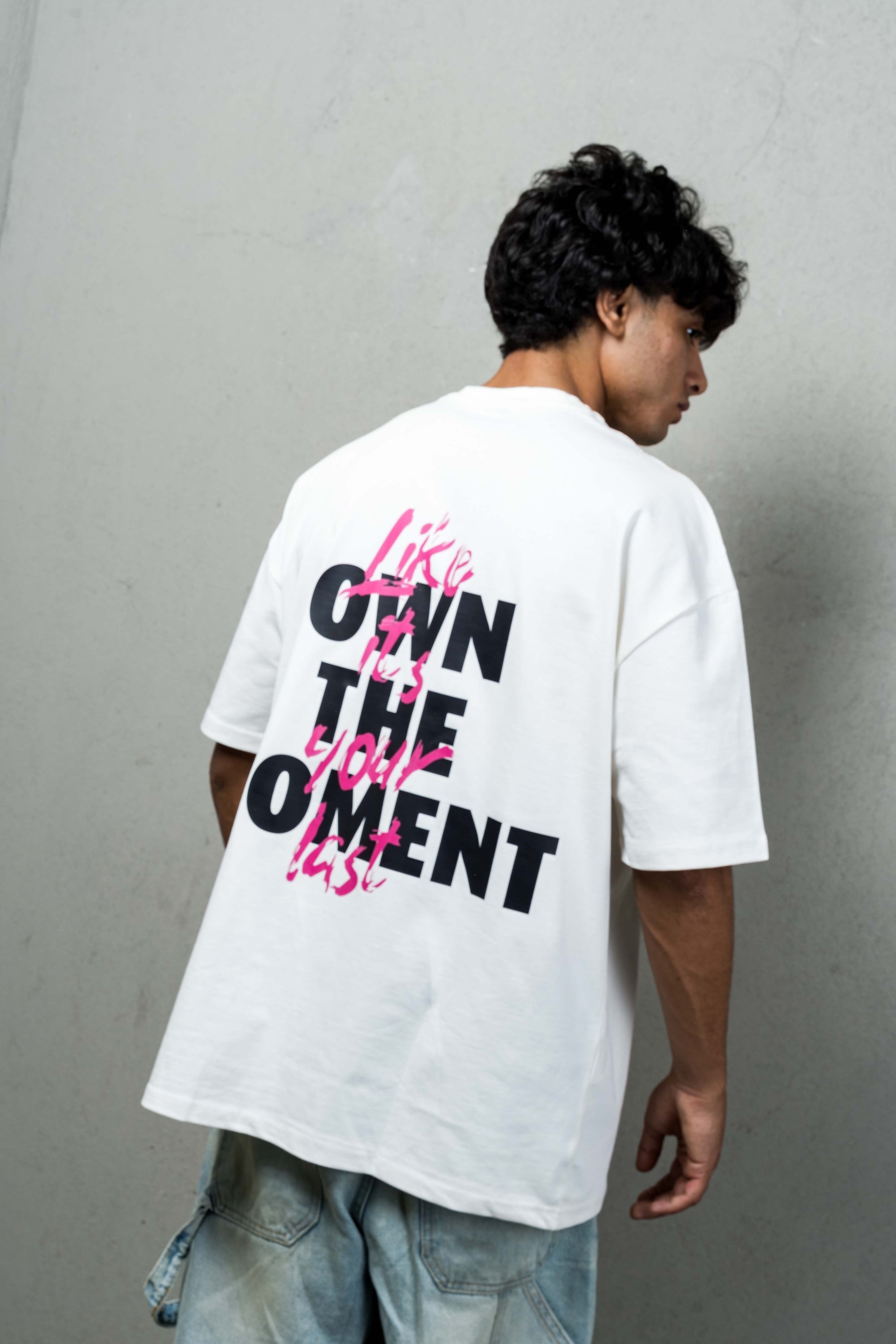 WHITE OWN YOUR MOMENT TEE