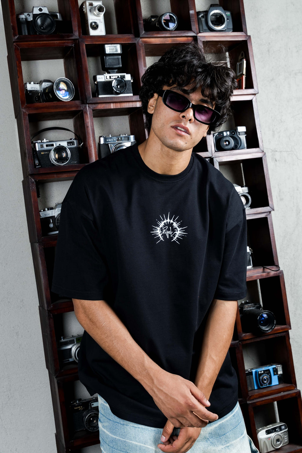BLACK 8-BALL TEE